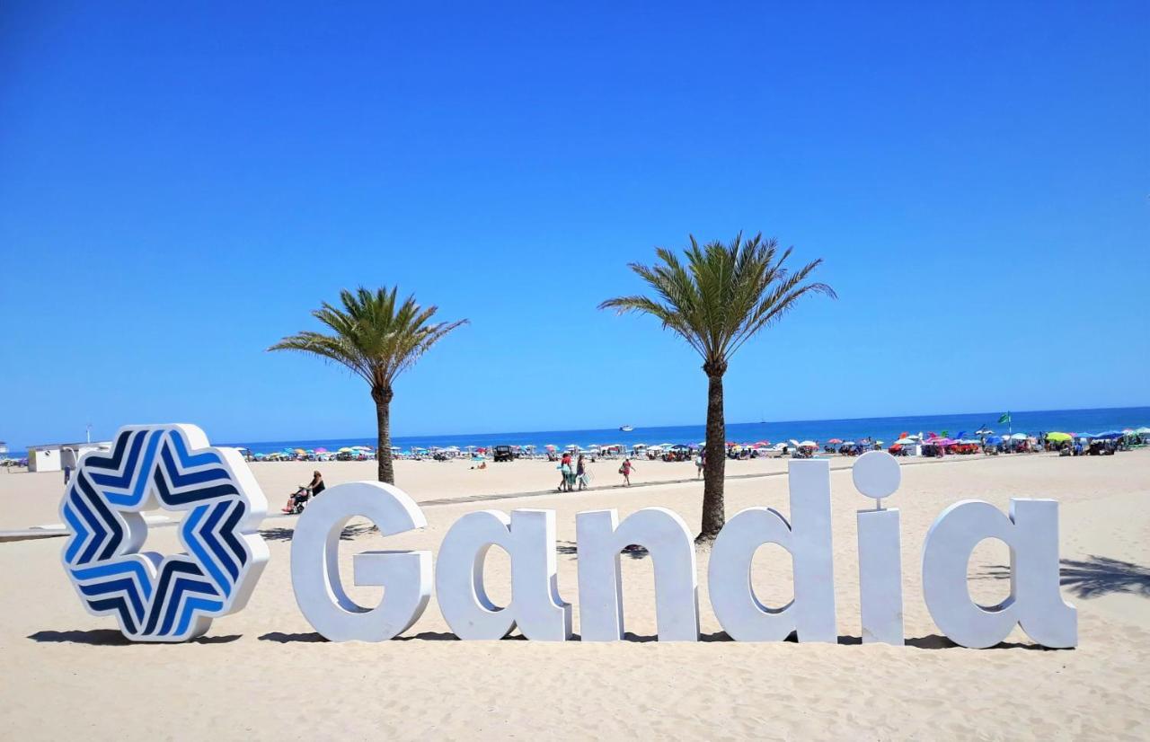 Apartamento Sol & Playa Gandia Solo Familias Exterior photo